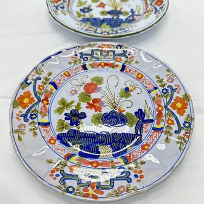 Pair of MORELLI FAENZA Handmade plates-8"