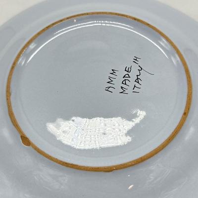 Pair of MORELLI FAENZA Handmade plates-8"