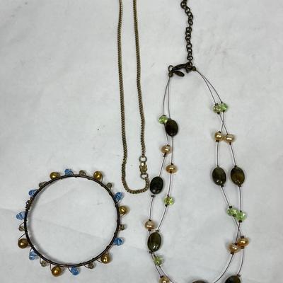 Jewelry lot - 2 necklaces and a bracelet
