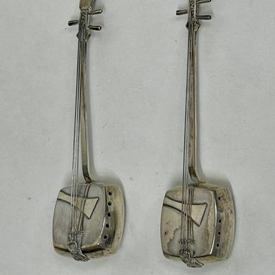 2 pc set of Vintage Japanese Sterling Silver Silvercraft Guitar Salt & Pepper Shakers