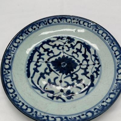 Chinese Vintage Porcelain Blue and White Plate