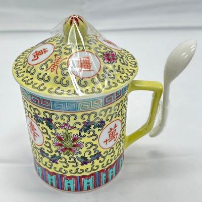 Chinese Jingdezhen Tea Cup with a Spoon