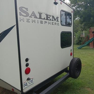 2022 Forest River Salem Hemisphere 23bhhl
