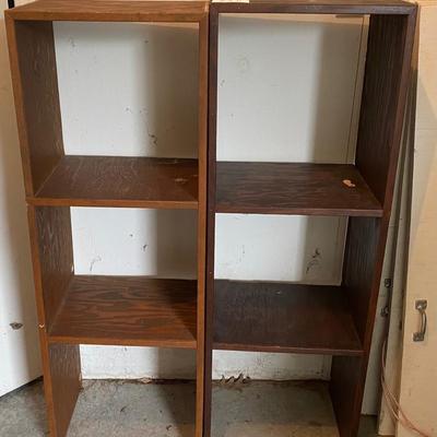 2 Shelves