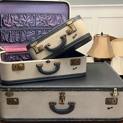 Vintage Skyway Hardshell Luggage- 3 piece set