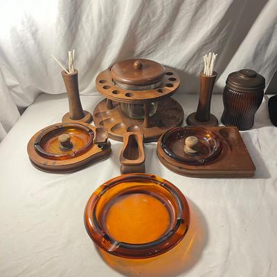Wooden Pipe Rack, Ashtrays, pipe Cleaner Holders & More (LR-MG)