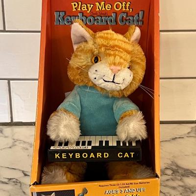 Vintage Keyboard Cat- 1984