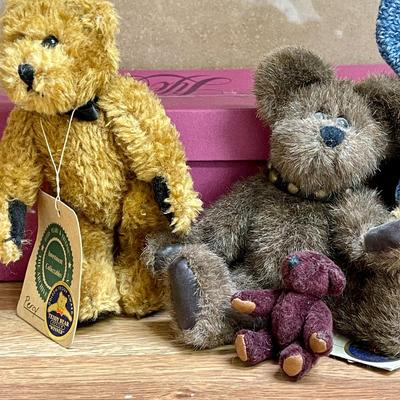 118 BOYDS BEARS GROUP OF 5 SMALL TAGGED PLUSH TEDDY BEARS