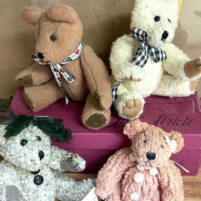 119 GROUP OF 4 PLUSH TEDDY BEARS VARIOUS DESIGNERS