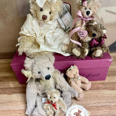 121 GROUP OF 5 DESIGNER PLUSH BEARS