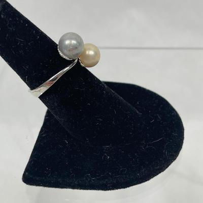 Silver-tone Ring with 2 Faux Pearls