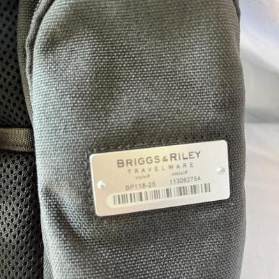 Briggs & Riley Backpack (G-MG)