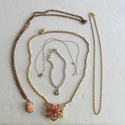 Lot of Vintage Necklaces