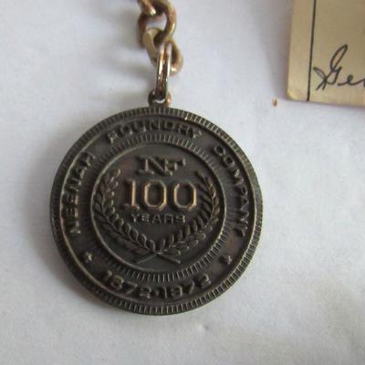 Misc Jewelry Lot: Mink Lapel Pin, Elsie Plastic Charm, 100 Yr Neenah Foundry Key Ring