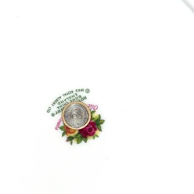 129 ROYAL ALBERT TEA TIME 2 TIER TIDBIT TRAY ENGLISH OLD COUNTRY ROSES