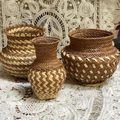 145 SOUTHWESTERN WOVEN BASKETS 2 TONE DESIGN