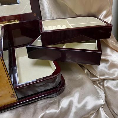Burl Wood and Brown Lacquer Jewel Box