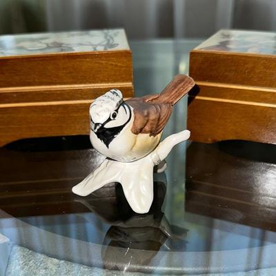 160 MUSIC BOXES WITH HUMMEL IMAGES ON TOP + GOBEL CERAMIC BIRD