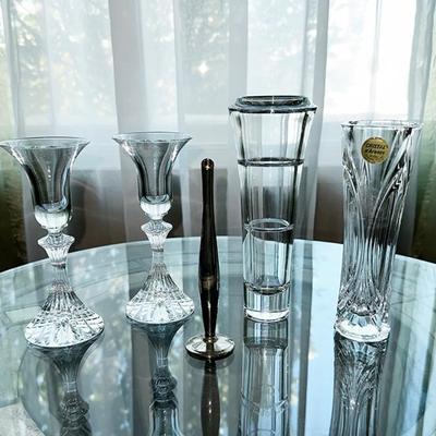 164 LOT BUD VASES & CRYSTAL CANDLE HOLDERS 5PCS