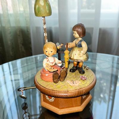 168 VINTAGE MUSIC BOX BY THORENS SWITZERLAND TENNESSEE WALTZ
