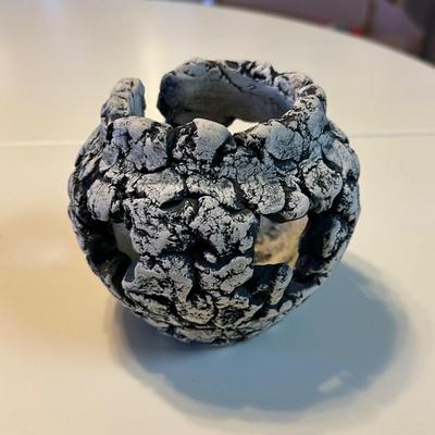 172 VASE MADE FROM THE ASH OF MT ST. HELENS BY ARTIST STAN LANGTWAIT