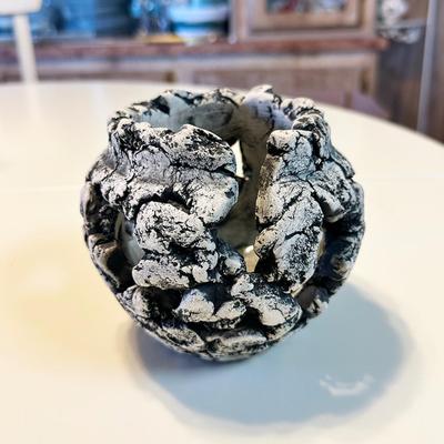 172 VASE MADE FROM THE ASH OF MT ST. HELENS BY ARTIST STAN LANGTWAIT
