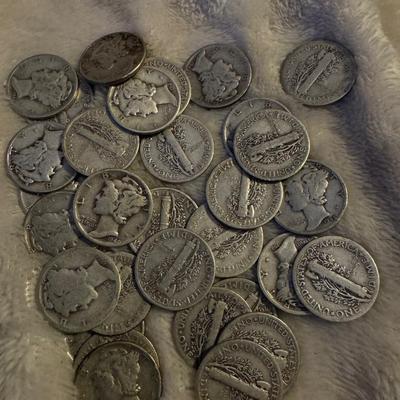 Lot of 50 Mercury Dimes silver