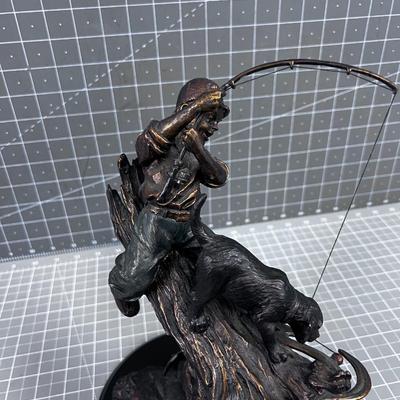 Statue "What Homework" by Marc Pierce