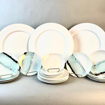 1181 Large 21pc Set of Lenox China "Tin Can Alley", American Hospitality, Spring Radiance