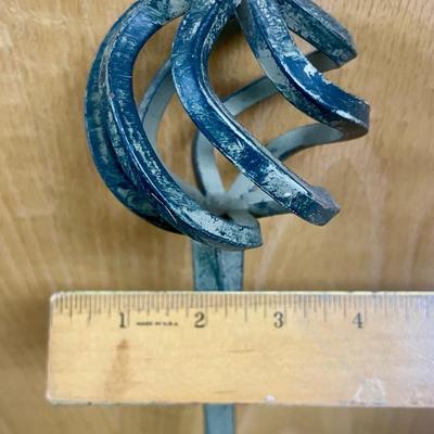 Decrative Twisted Wrought Iron Curtain Rod