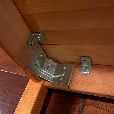 Small Wooden Table (GB2-DZ)