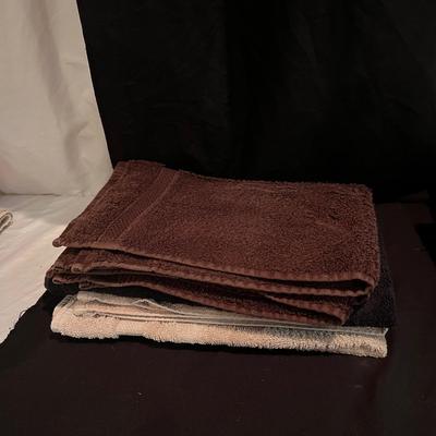 Bathroom Linens and Other Decor (LC-DZ)