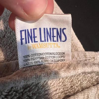Bathroom Linens and Other Decor (LC-DZ)