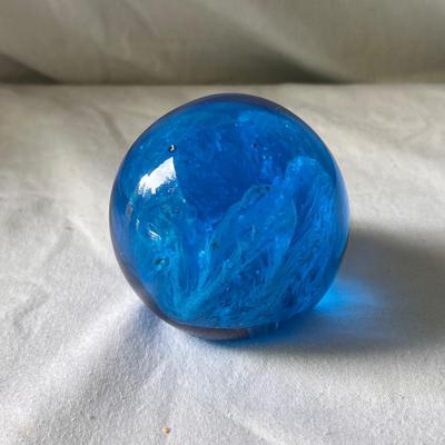 Hand Made Blue Glass Bird and Paper Weight (G-DZ)