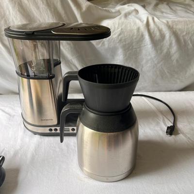 Bonavita Coffee Brewer and Grinder (G-DZ)