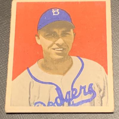 Ultimate Gil Hodges Vintage Baseball Card Collection