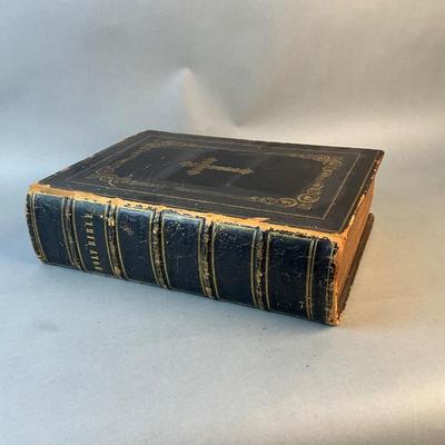 1217 Large 1844 Antique Pictorial Family Bible