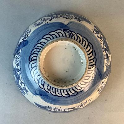 1221 Antique Flow Blue Chinese Scalloped Edge Bowl