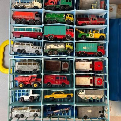 1235 Lot of Vintage 1960-1980 Metal Matchbox by Lisney England Cars with Case