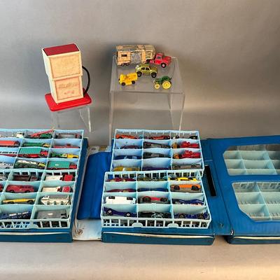 1235 Lot of Vintage 1960-1980 Metal Matchbox by Lisney England Cars with Case