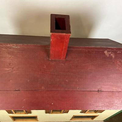1255 Vintage Doll House from the 1945 Women’s Day Workshop with Accessories
