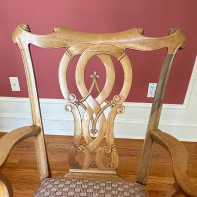 1252 Antique Chippendale Table and 8 Chairs