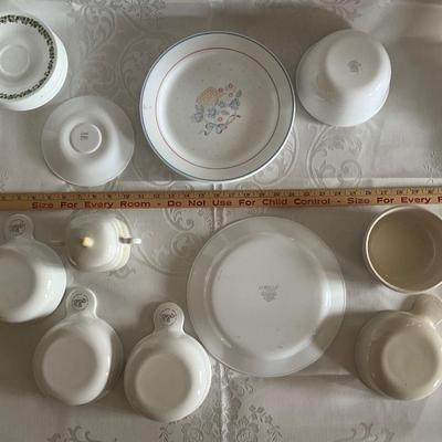 Lot of Corelle & Corning dishes
