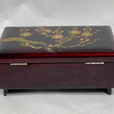 Jewelry Music Box, Red Felt interior