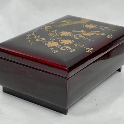 Jewelry Music Box, Red Felt interior