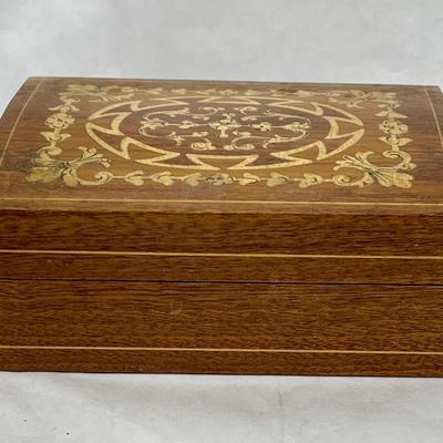 Inlayed Wooden Trinket Jewelry Box with hinged lid