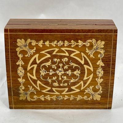 Inlayed Wooden Trinket Jewelry Box with hinged lid