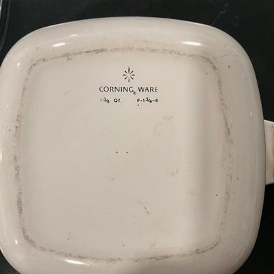 RARE Corningware Blue Cornflower 1 3/4 QT. dish with lid