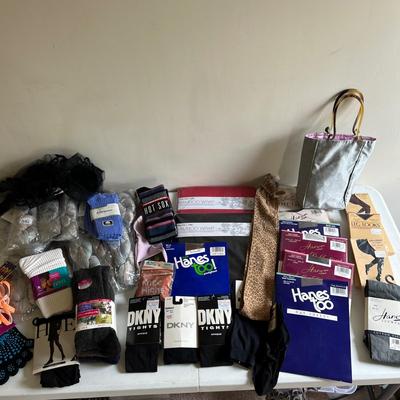 Womens Accessories Big Lot - All New w Tags