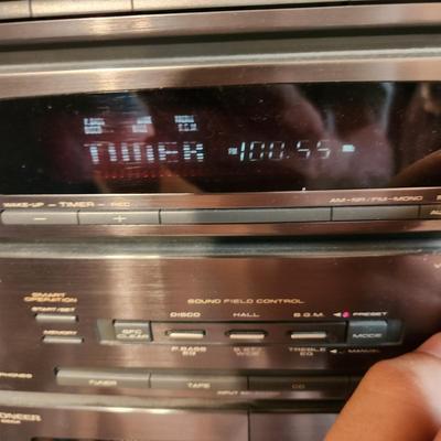 Pioneer Cassette CD AM/FM Receiver and speakers w manual